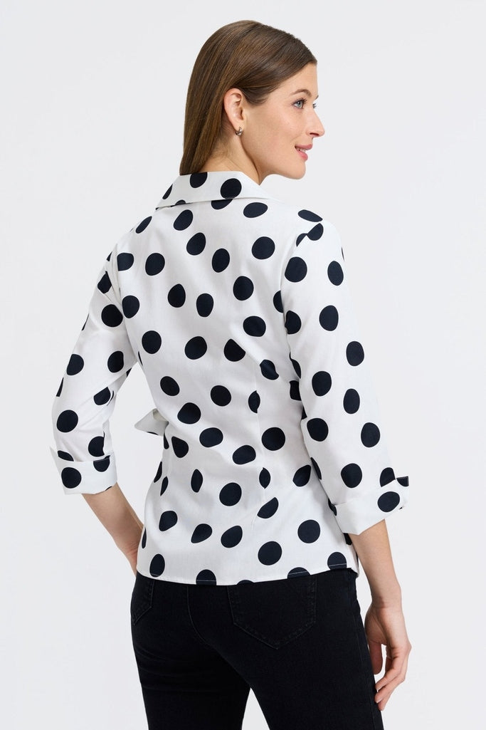 #color_white and black dot