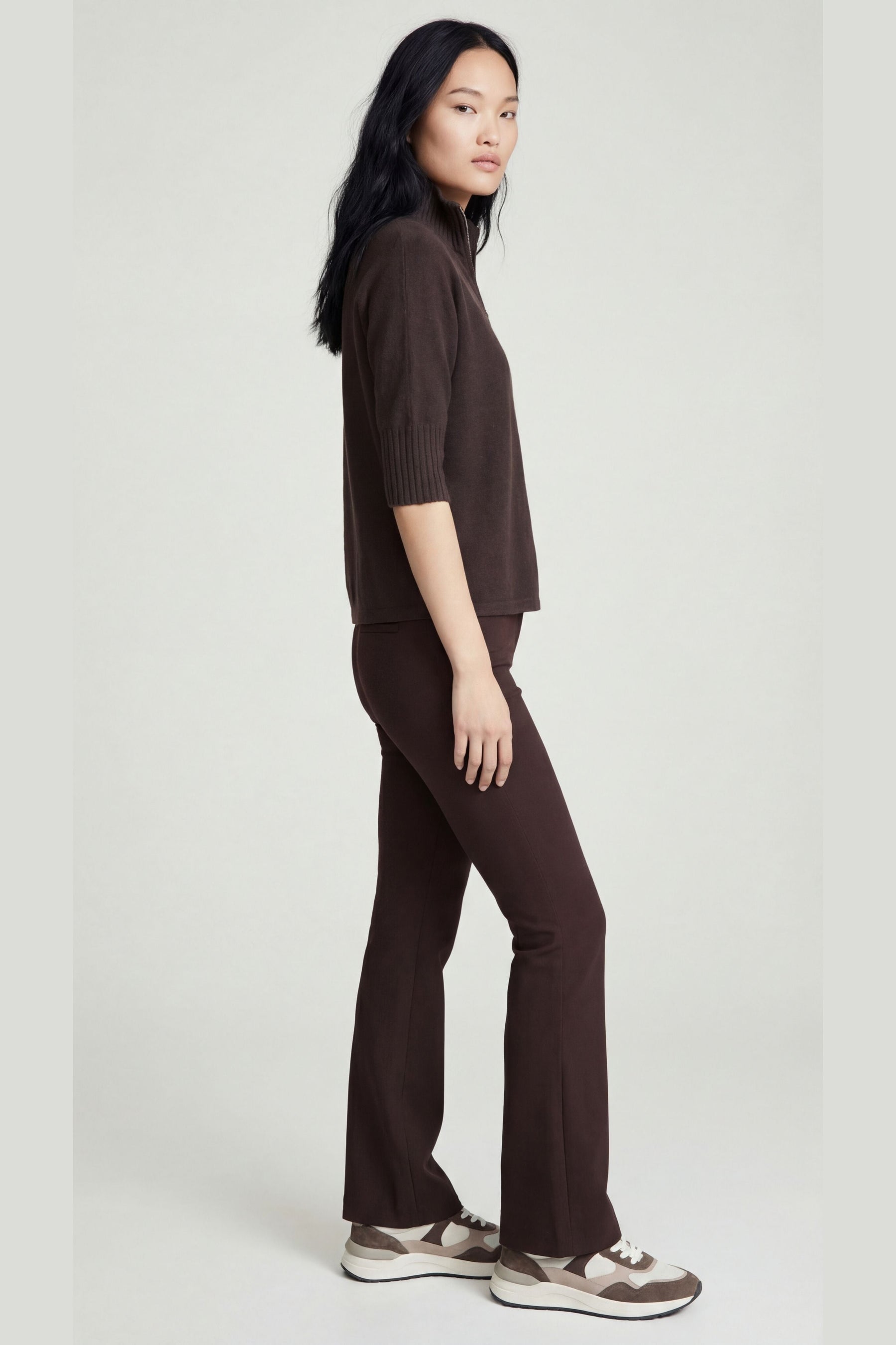 Betsy Ultralight Flare Pant in Espresso