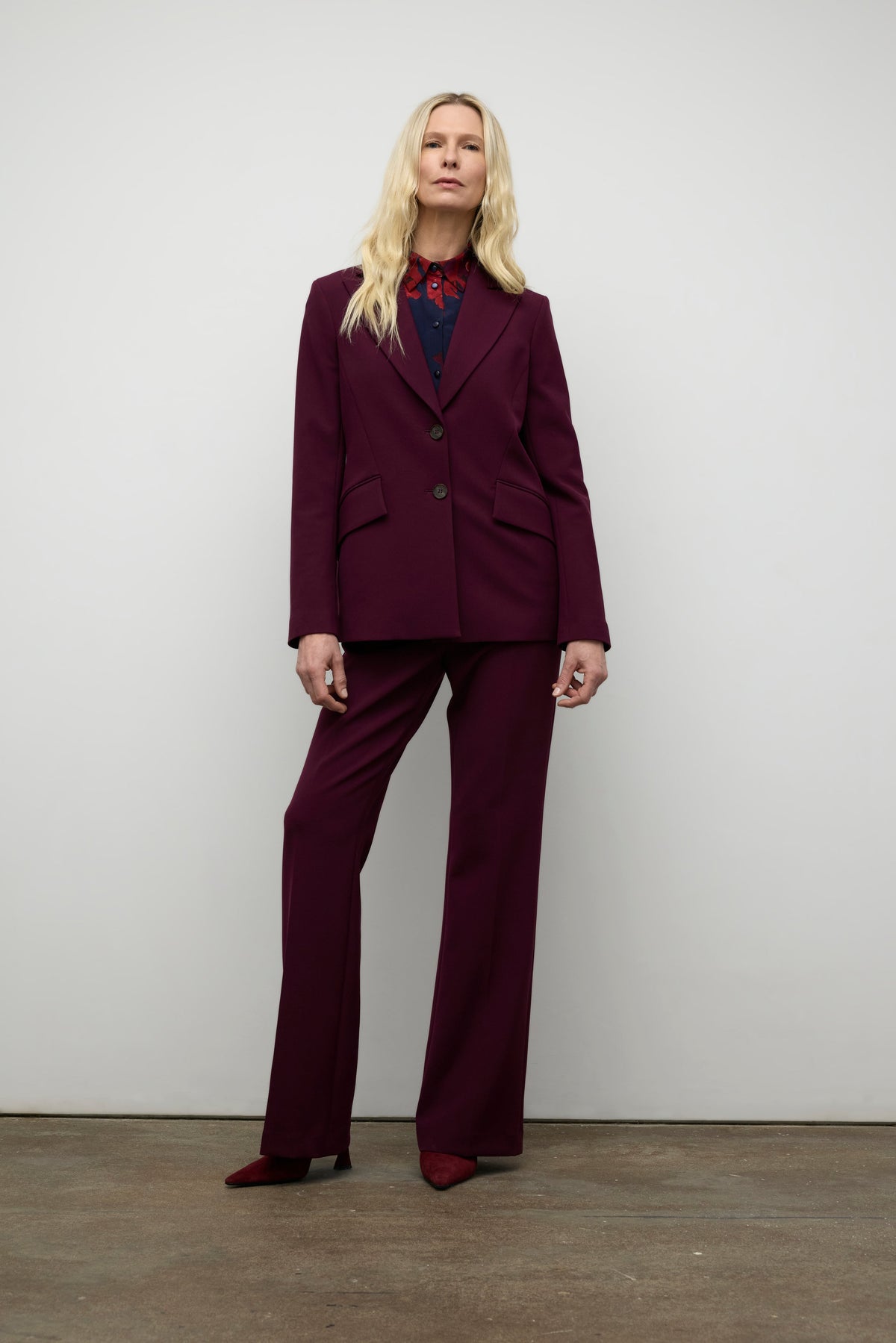 Semi-fitted jacket