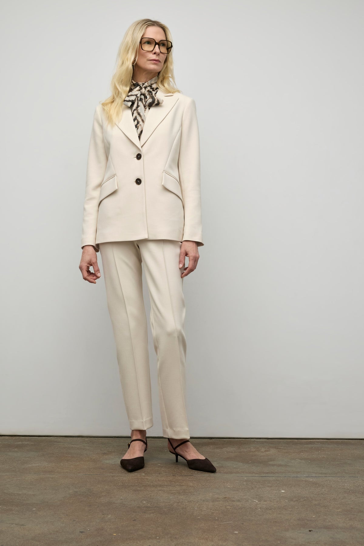 Semi-fitted jacket
