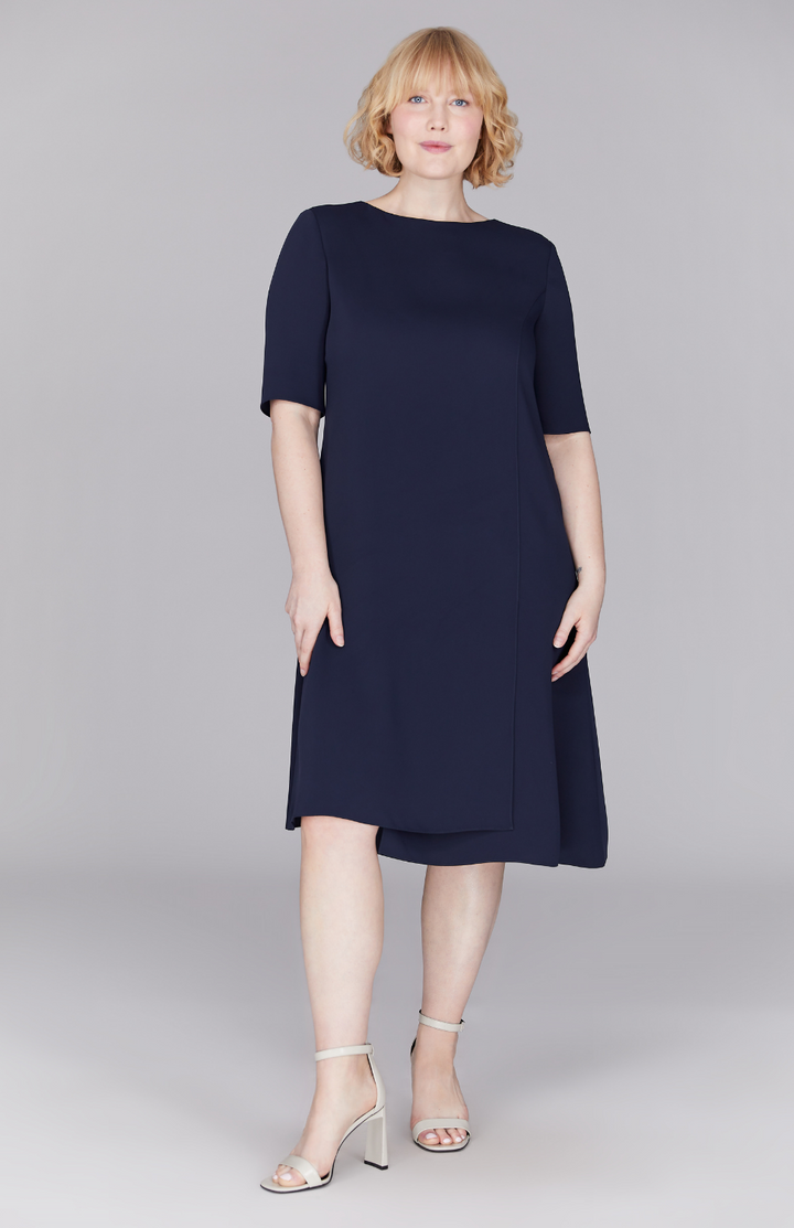 Molly is 5'8.5" and wearing Midnight in M.