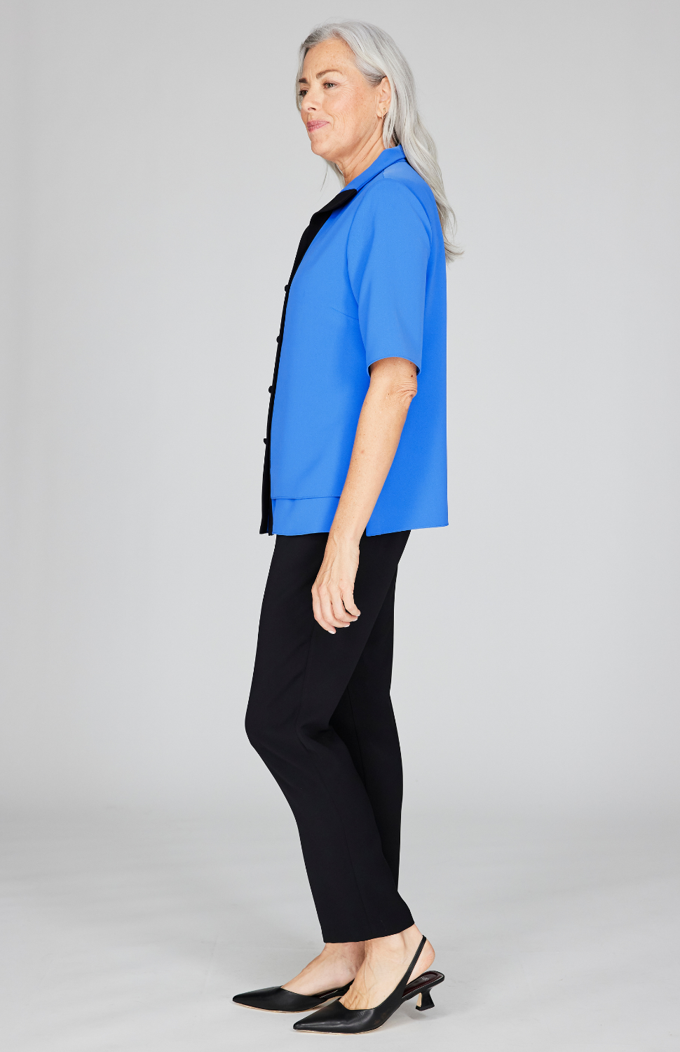 Gabby is 5'10" and wearing Cerulean in size XS.