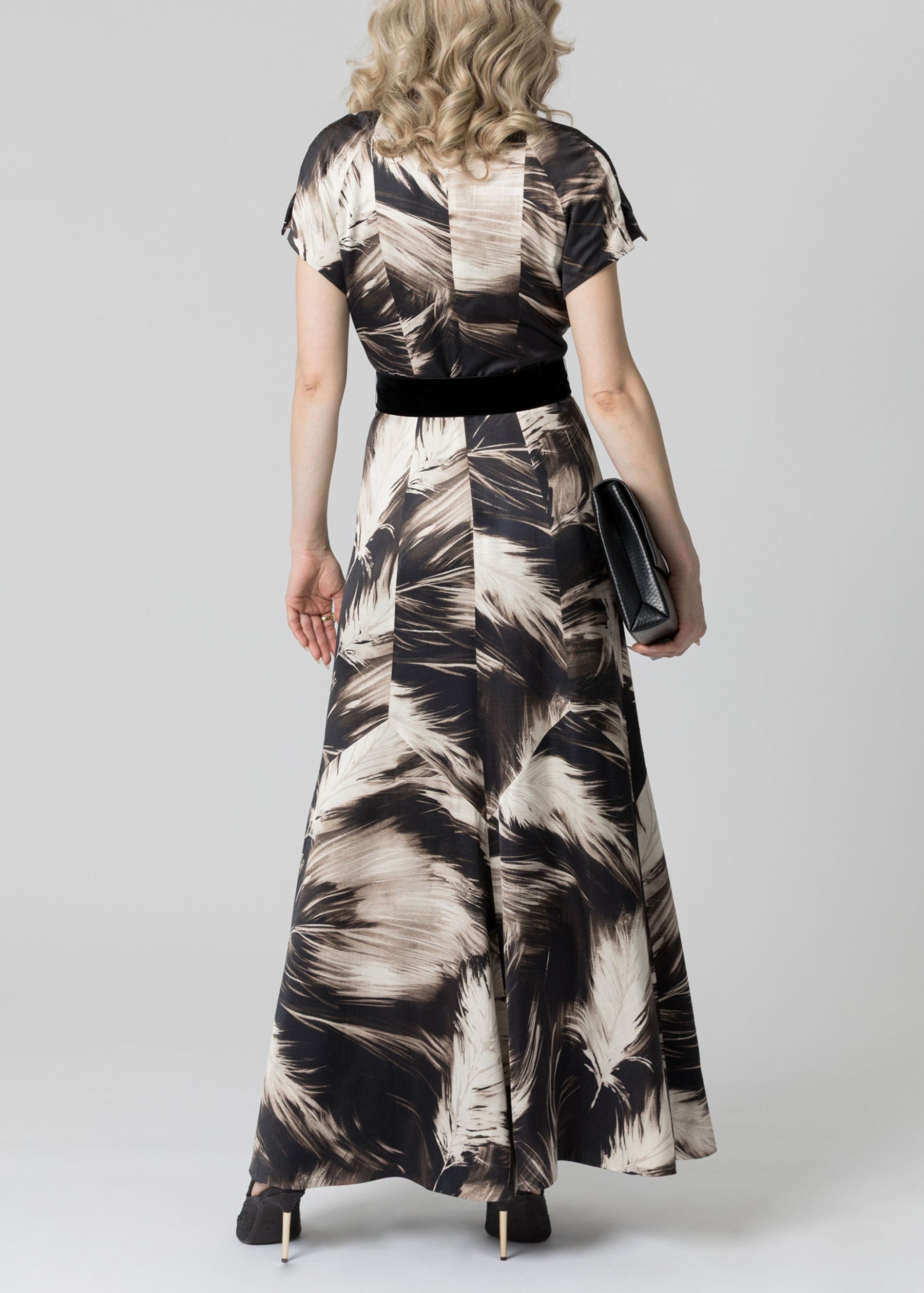 Feather Print Maxi Dress - SHIPS 9.15