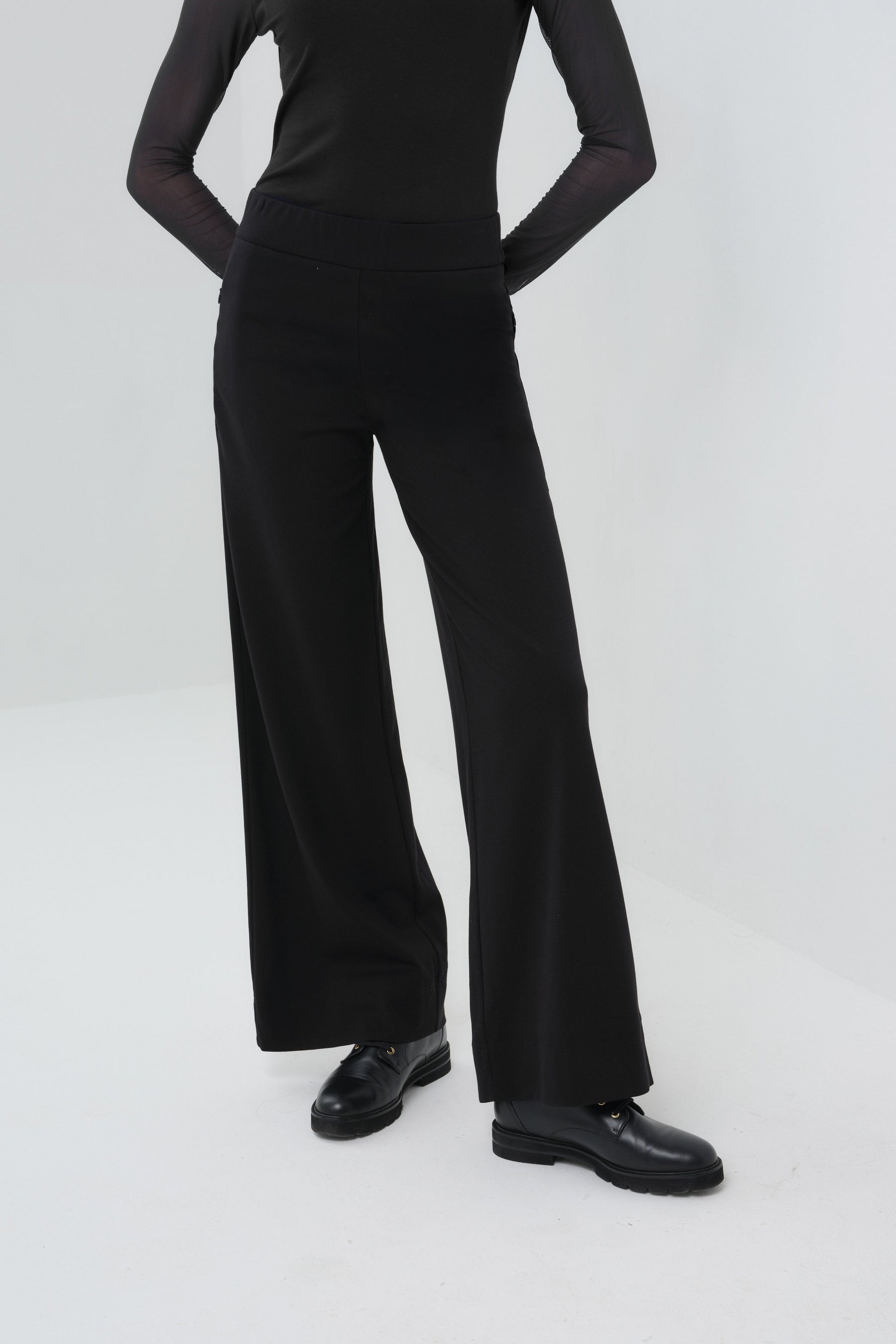 Mita Comfortable Travel Pull On Wide Leg Pant