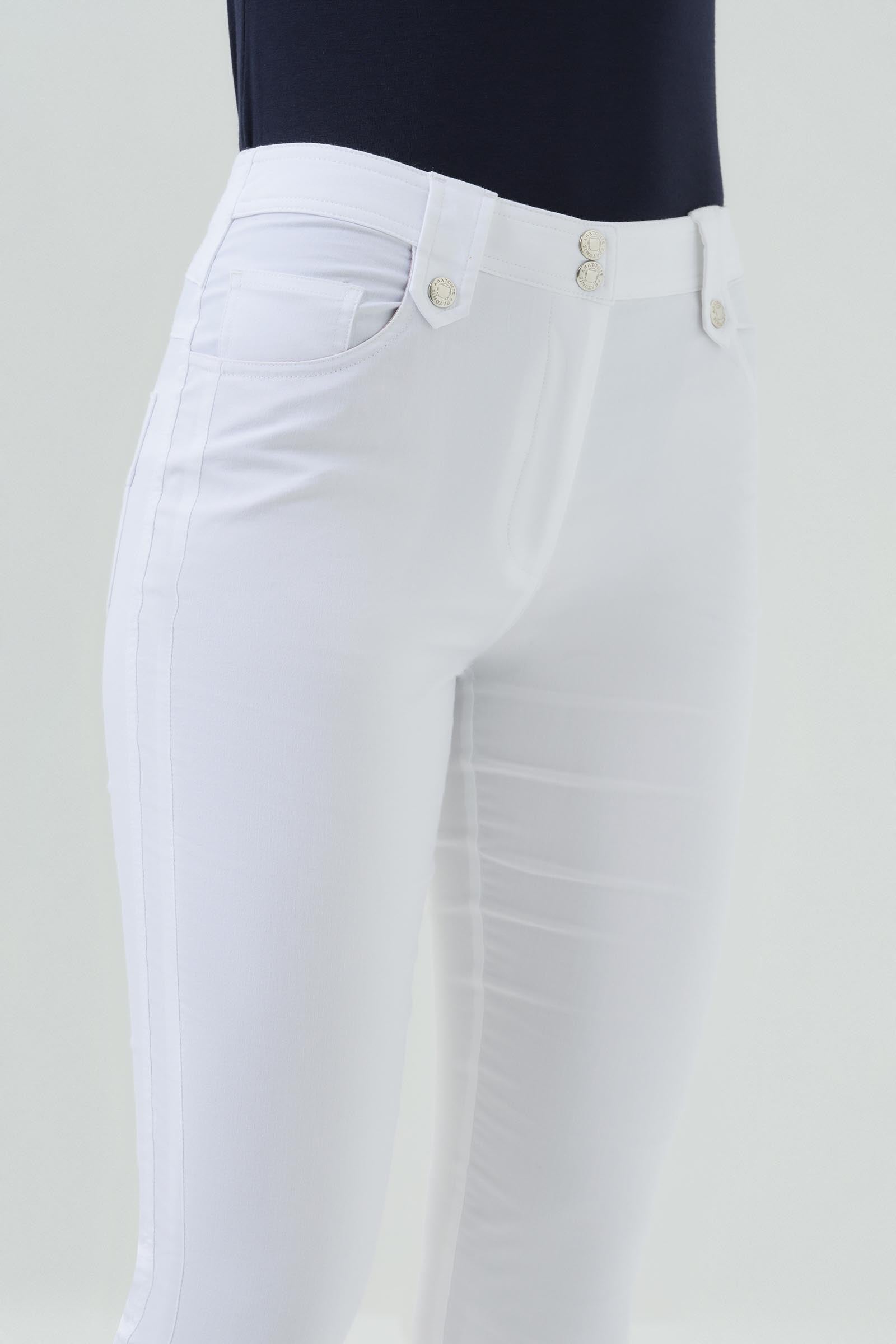 White ||