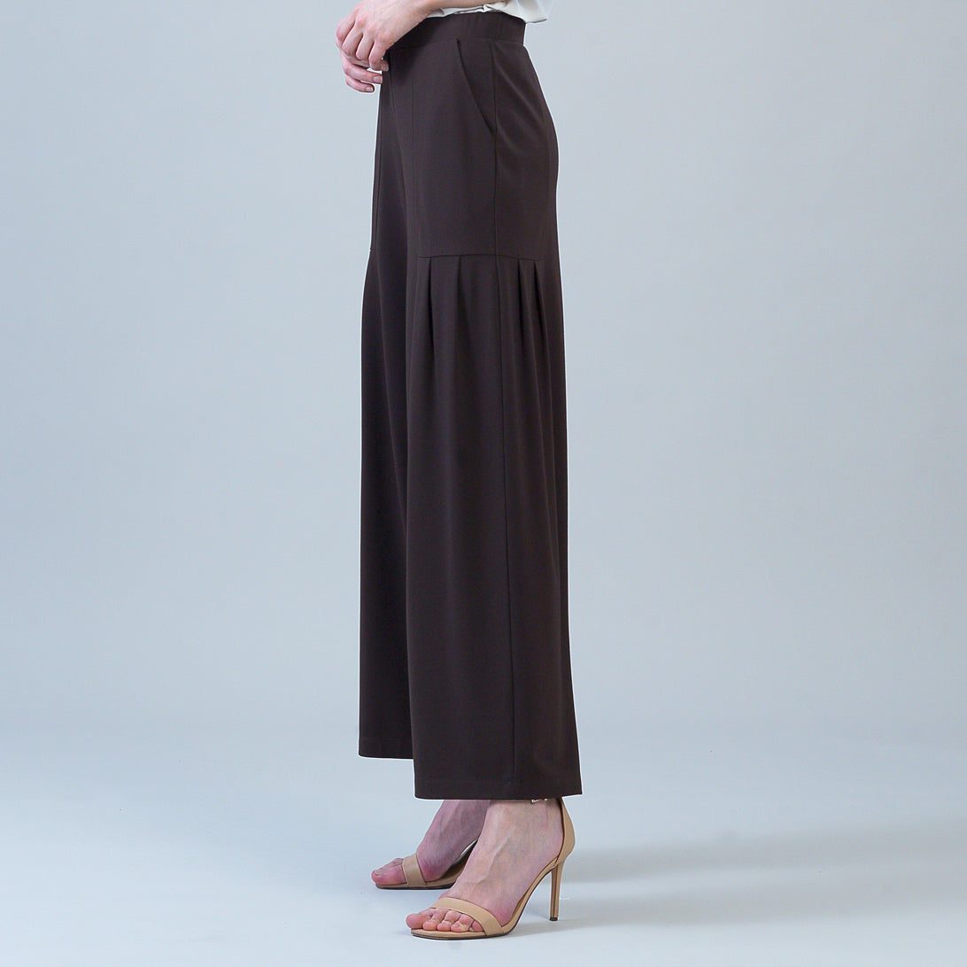 Rayon-Ponte Knit - Pleated Wide Leg Pocket Pant - Brown
