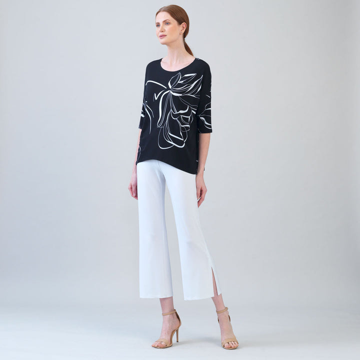 Loose Cut Half Sleeve Top - Floral Outline - Clara Sunwoo