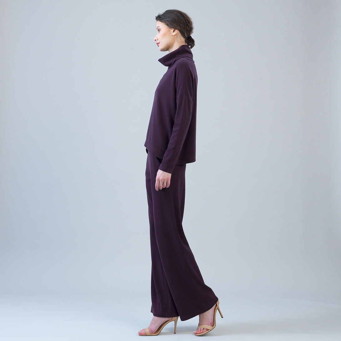 Lounge Knit - Tipped Hem Sweater - Eggplant