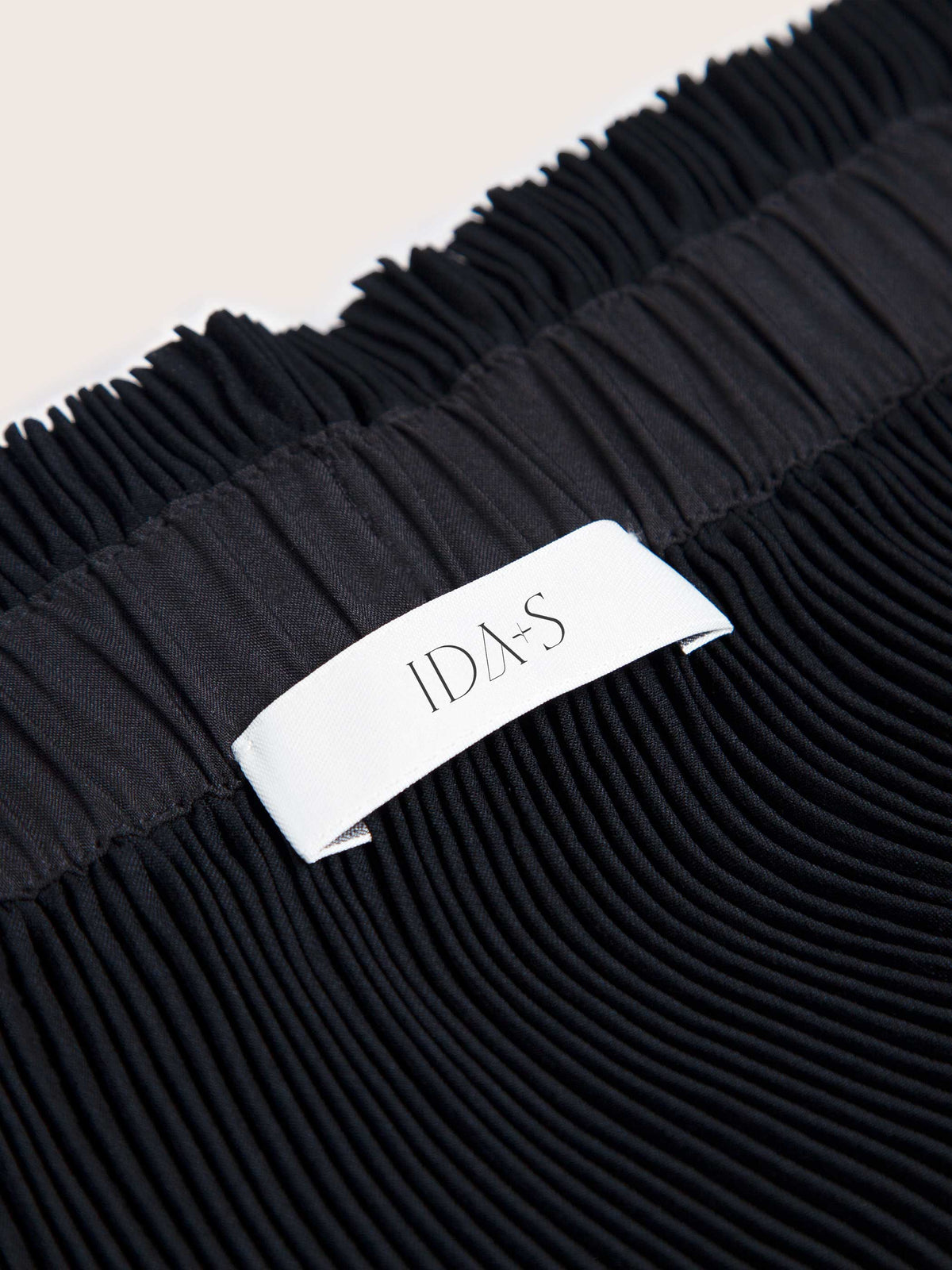 Harlow Metallic Pleated Skirt