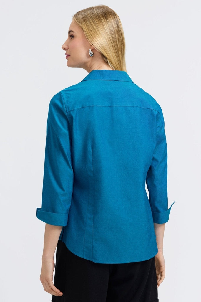 Rear view of the Taylor pinpoint 3/4 sleeve shirt in #color_teal