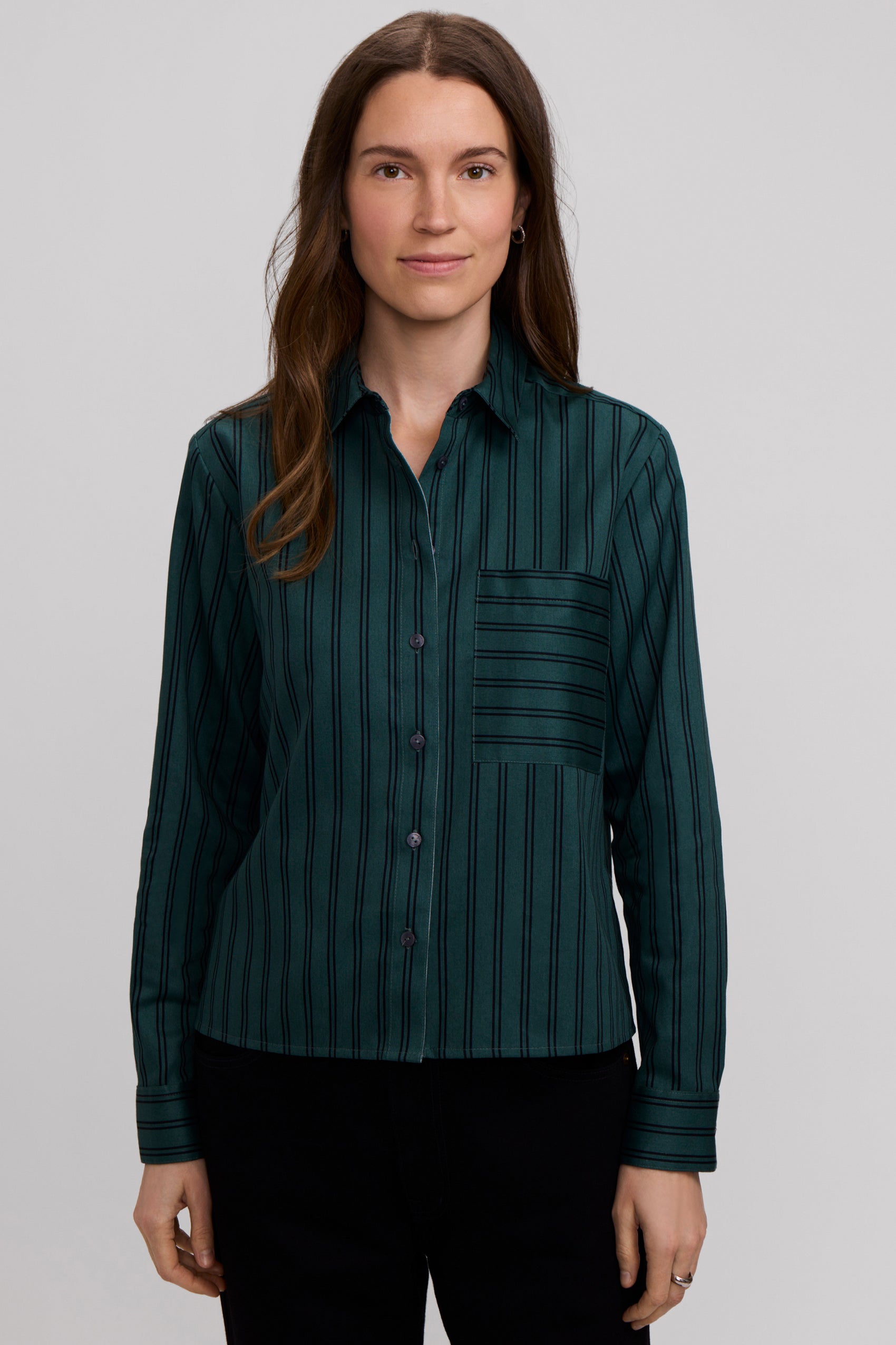 Jodie Animal Border Long Sleeve Short Shirt