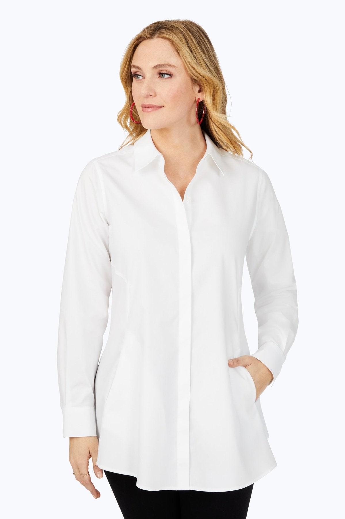 Cici Essential Pinpoint Non-Iron Tunic #color_white