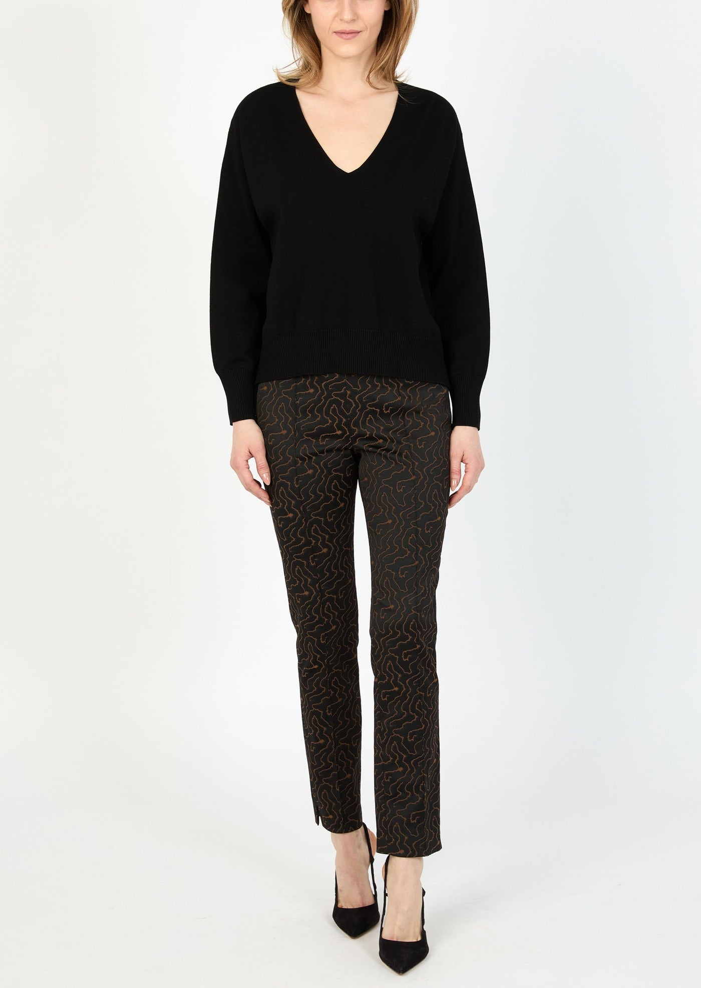 ECOVERA KNIT HIGH LOW SWEATER