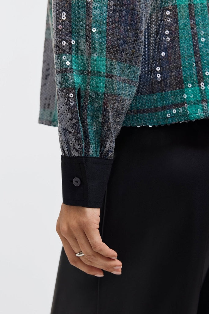 #color_sequined green plaid