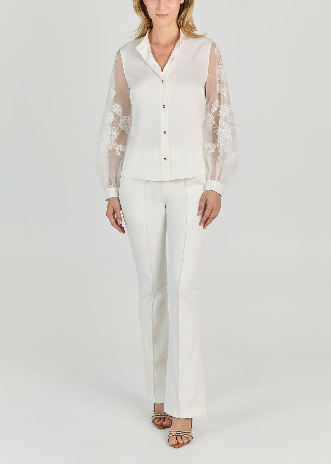 FLOR BLANCO EMBROIDERED BLOUSE