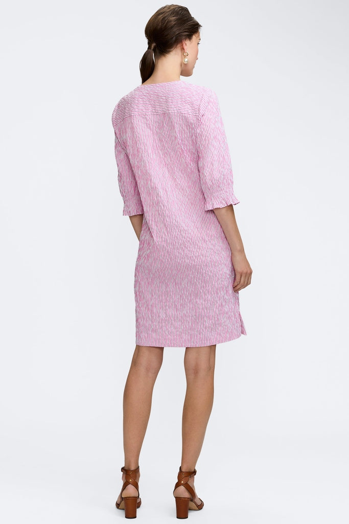 #color_white/pink crinkle jacquard