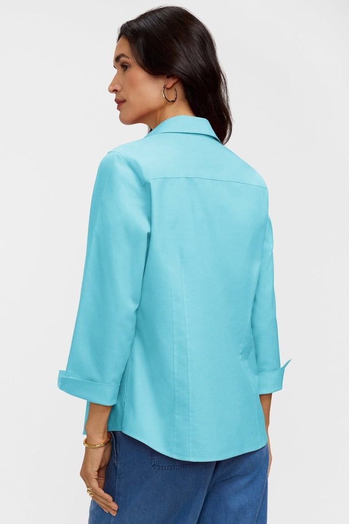 Rear view of the Taylor pinpoint 3/4 sleeve shirt in #color_capri