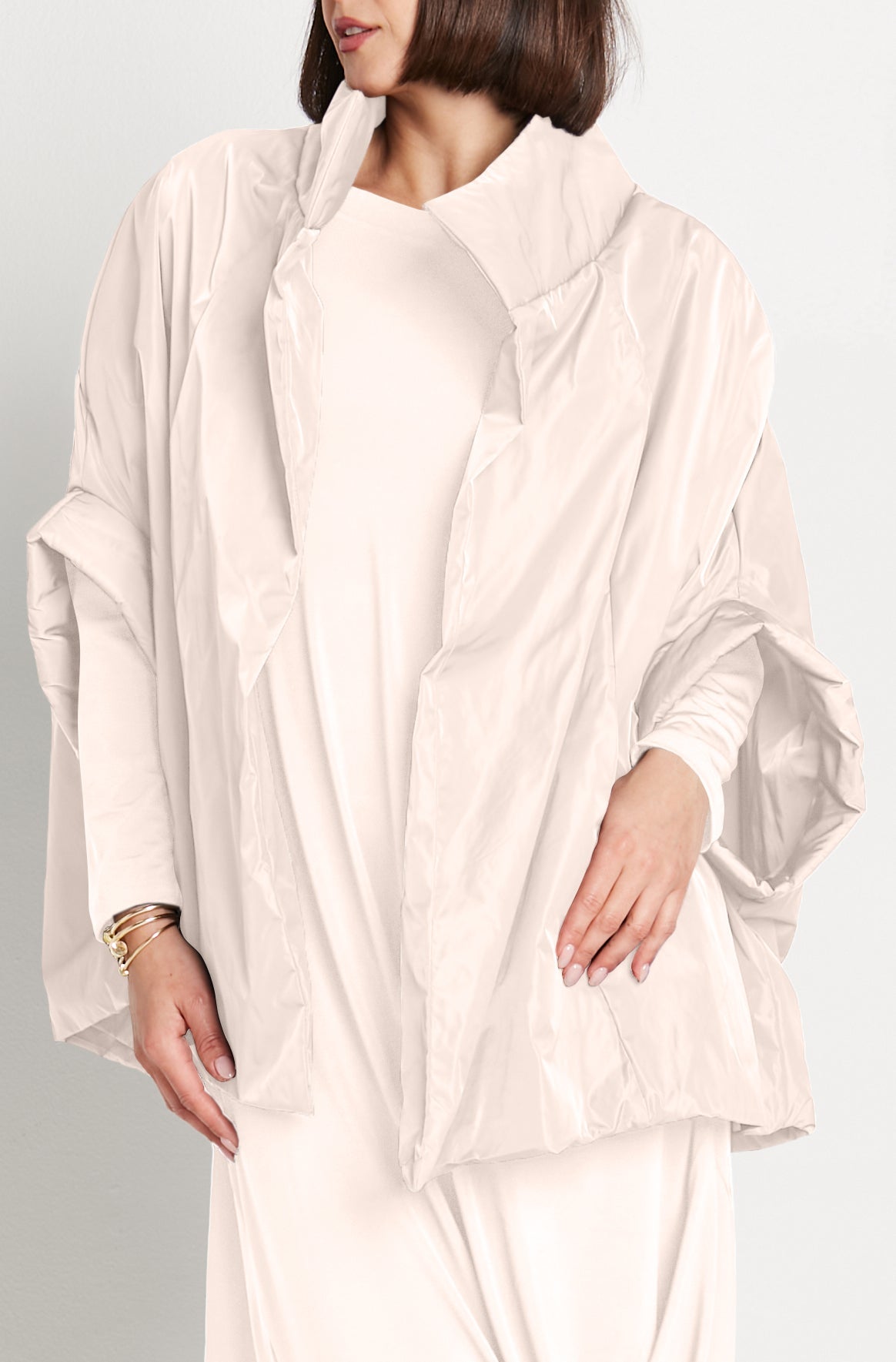 Nylon Chic Cape