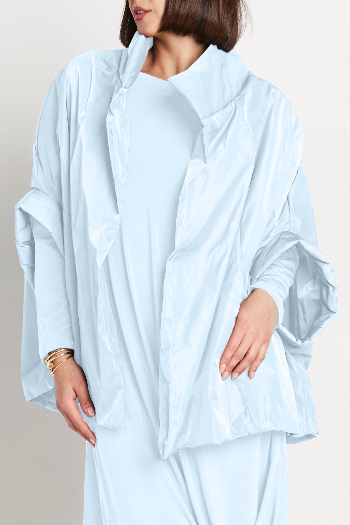 Nylon Chic Cape