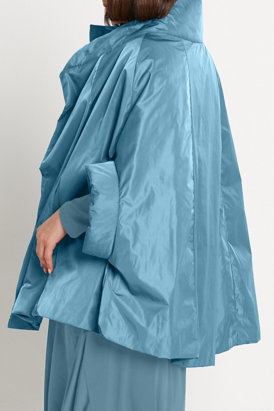 Nylon Chic Cape