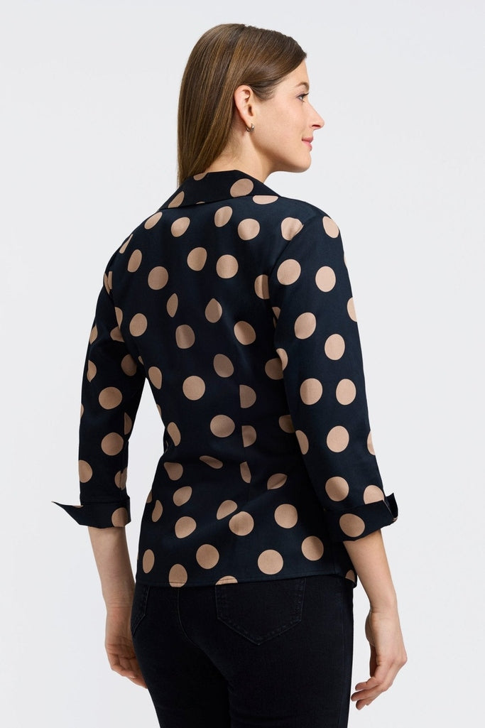 #color_black and almond dot