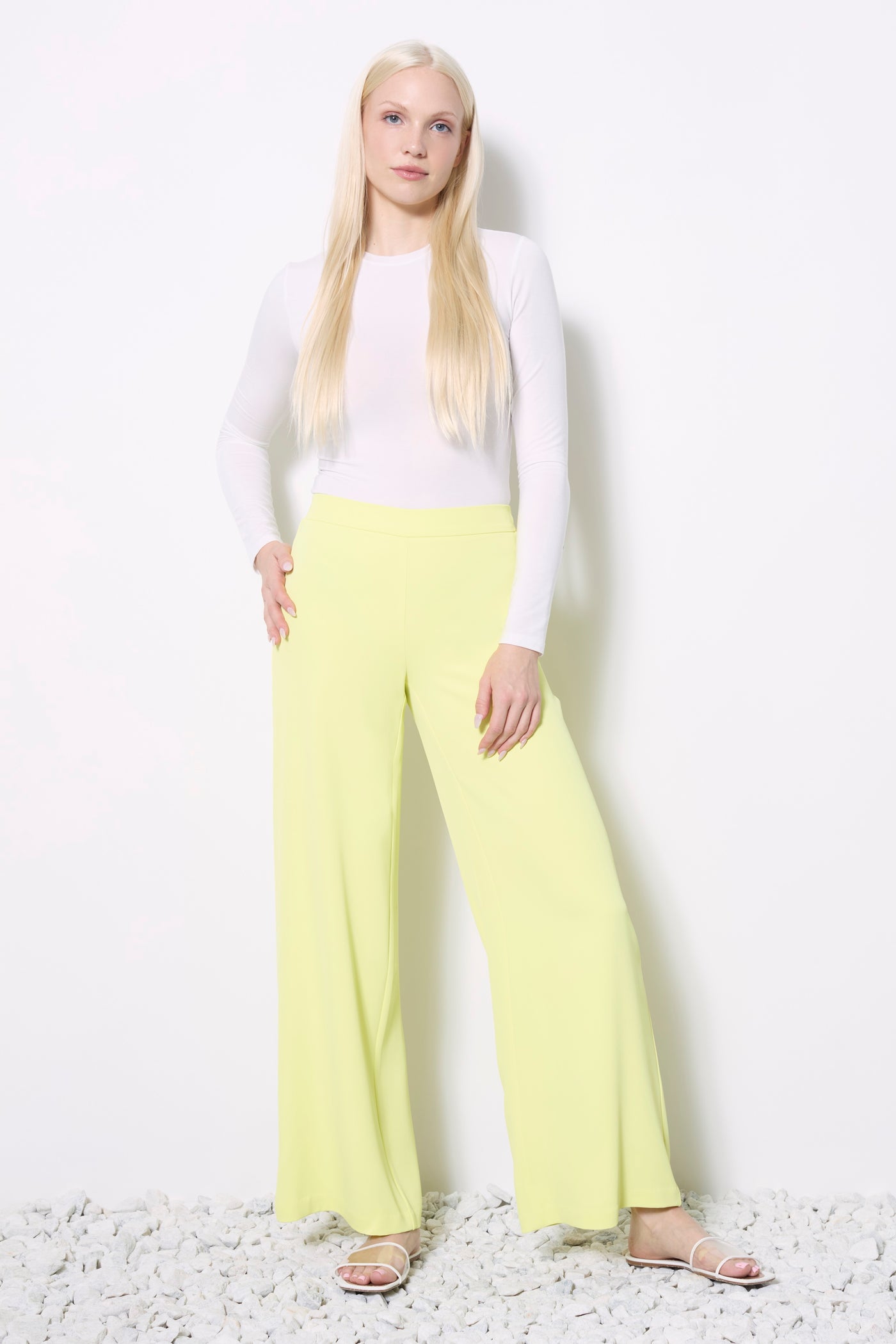 WIDE LEG VEGAN SILK 68043