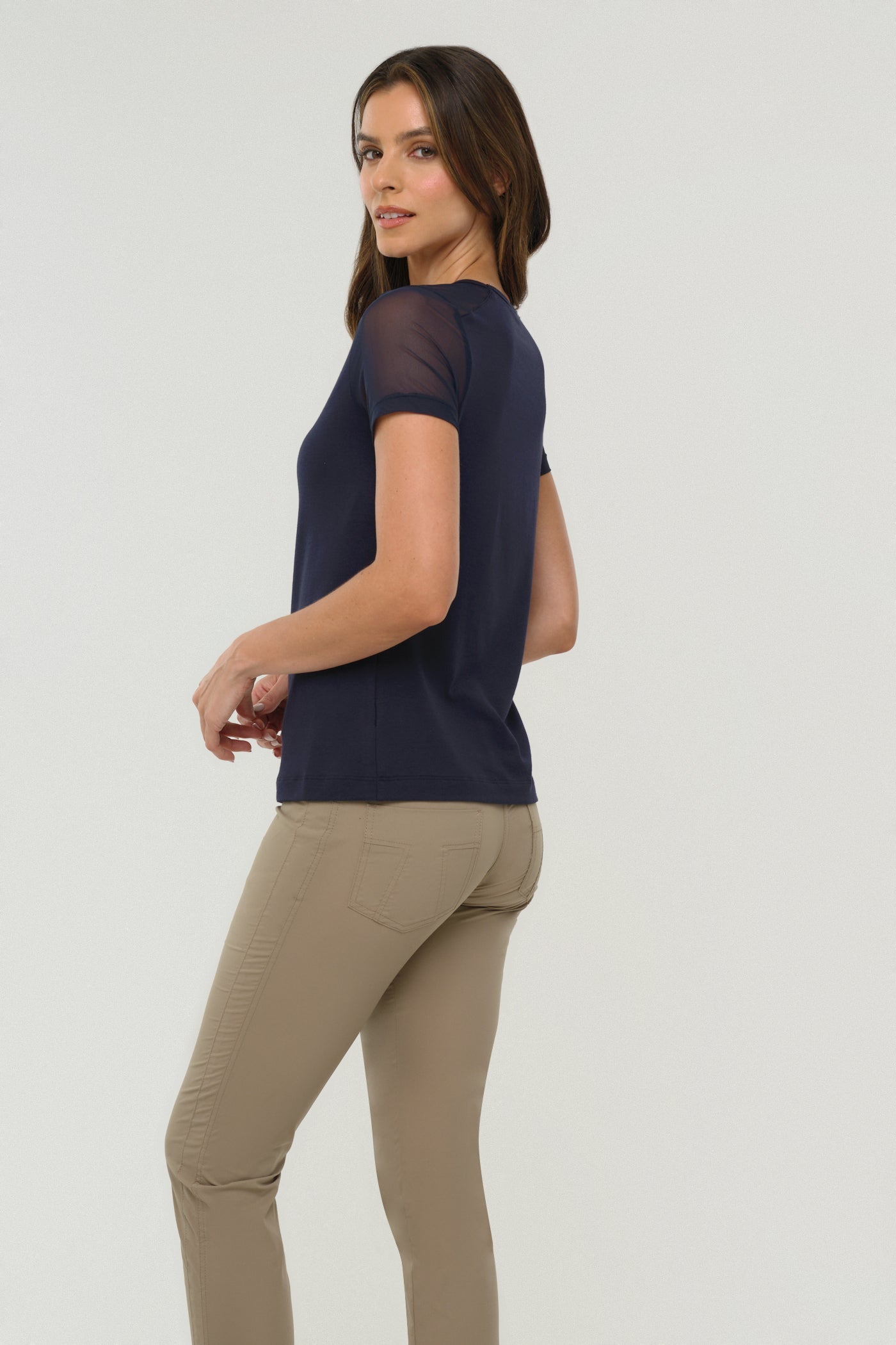 Navy ||