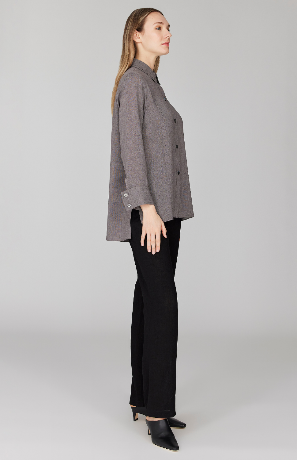 Morgan is 5' 11" and wearing Brass in size XS.