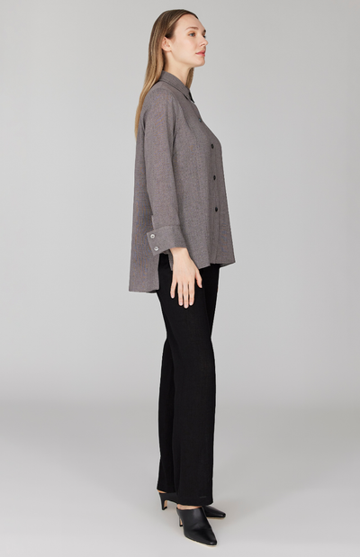Morgan is 5' 11" and wearing Brass in size XS.