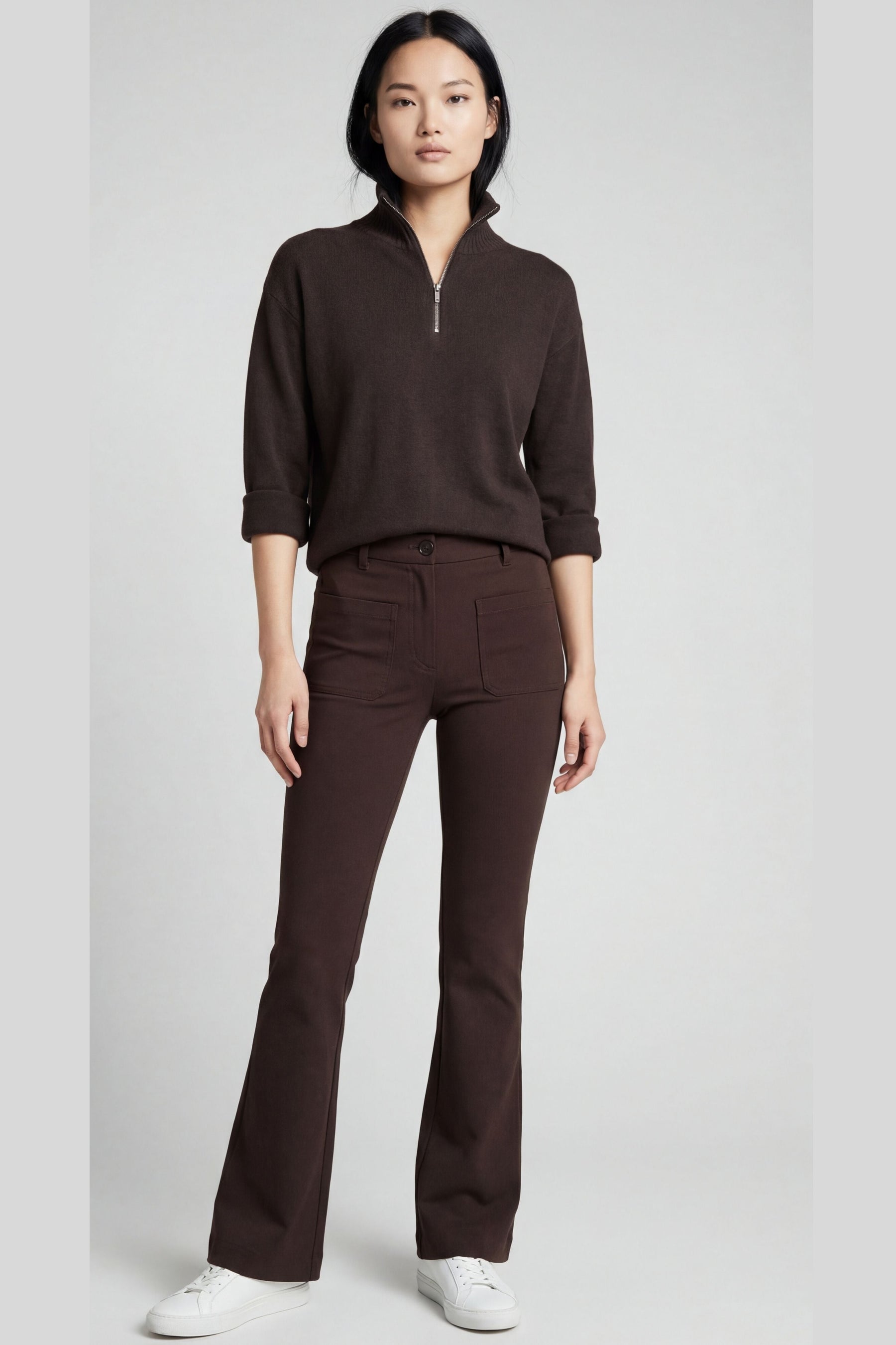 Betsy Ultralight Flare Pant in Espresso