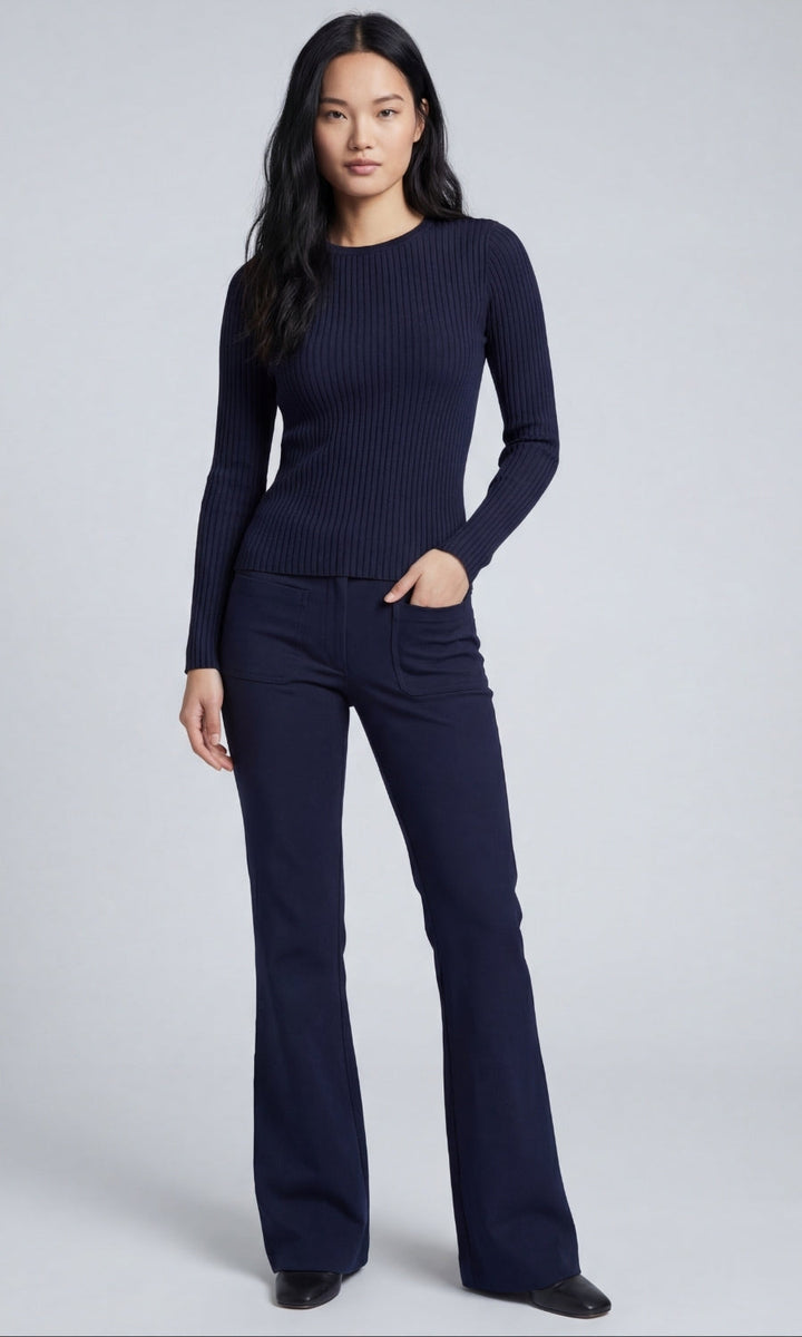 Betsy Ultralight Flare Pant in Navy