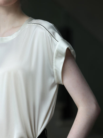 OPEN NECK CAP SLEEVE SILK BLOUSE W/ CHAIN DETAIL