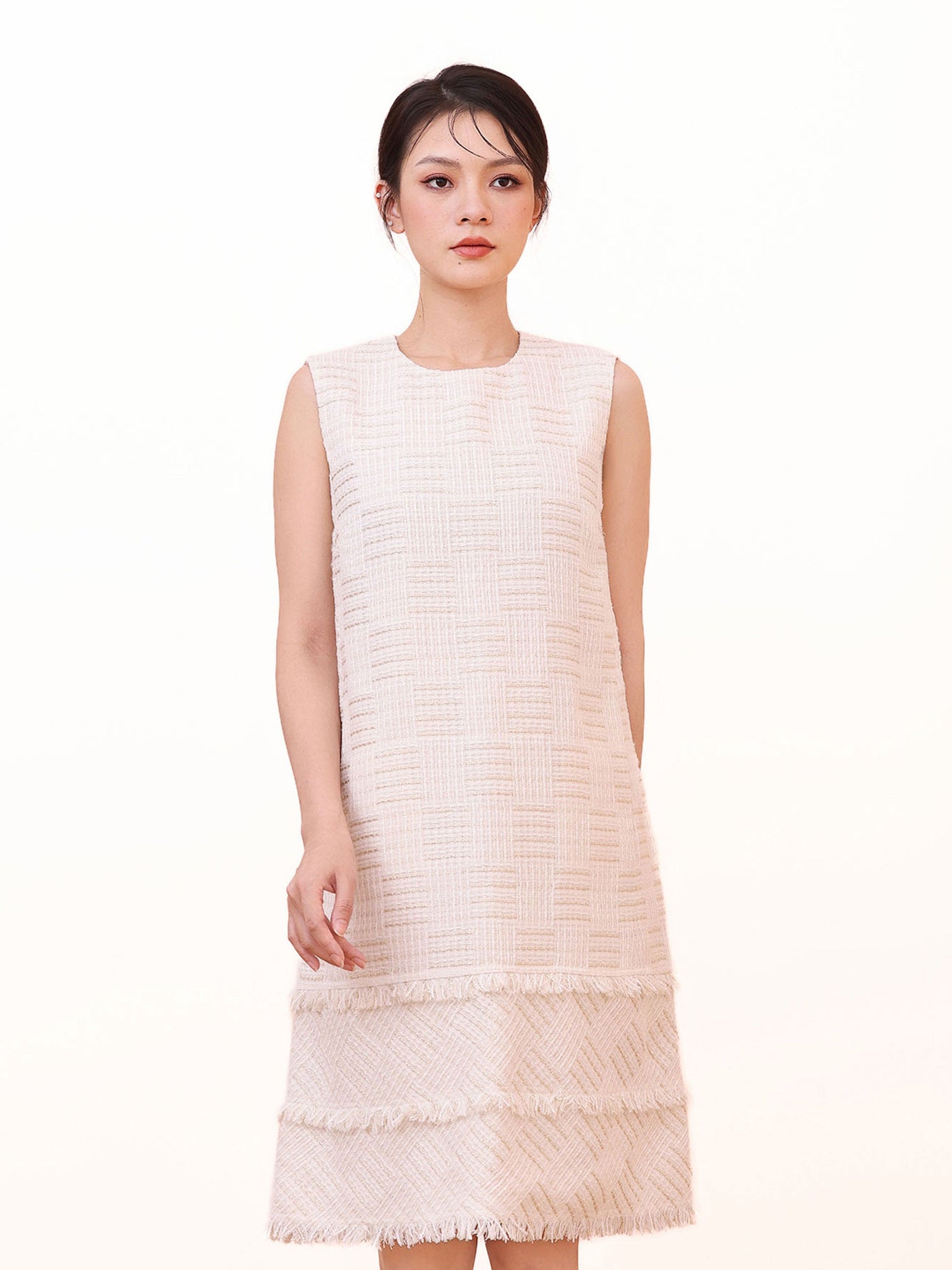 SLEEVELESS TWEED DRESS WITH FRINGE DETAIL
