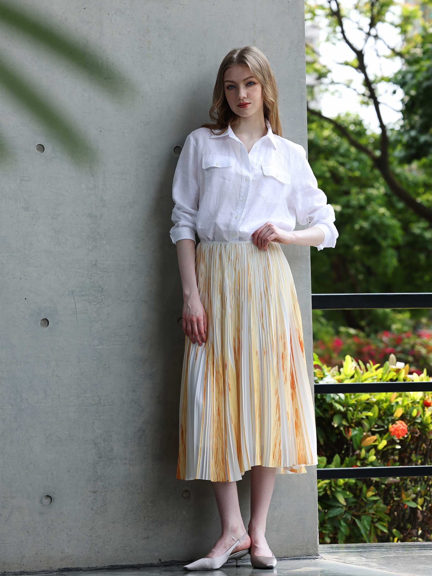 COLOR SPLASH PLEATED SKIRT