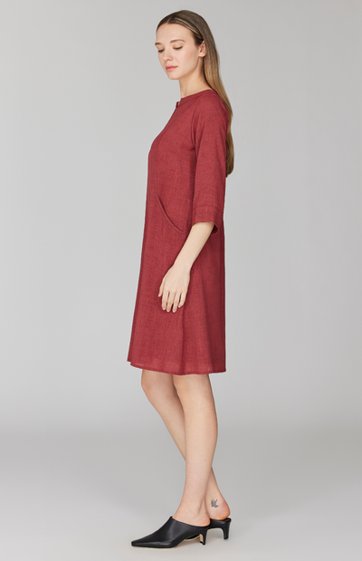 Morgan is 5' 11" and wearing Cinnamon in size XS.