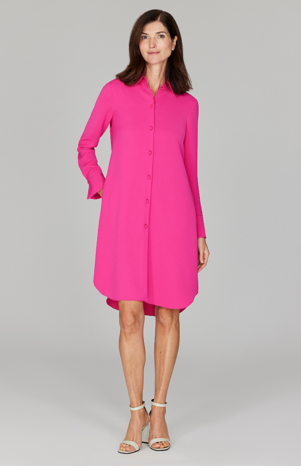 Ekaterina is 5'10" and wearing a size XS in Pink.