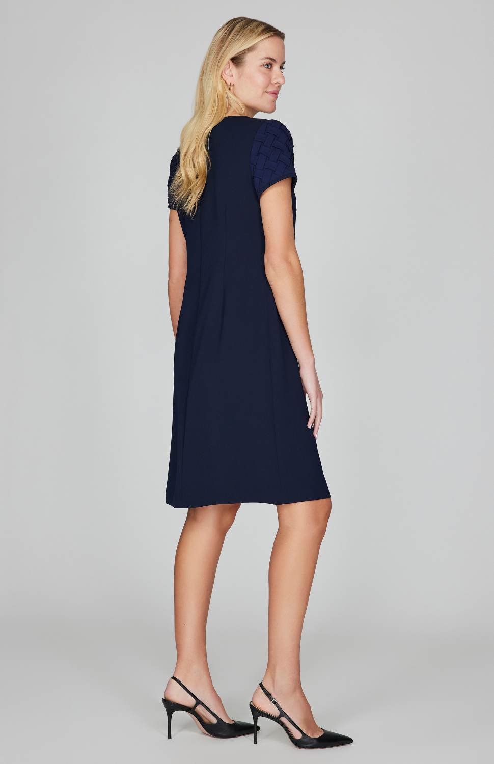 Gabby is 5'10" and wearing Midnight in size XS.