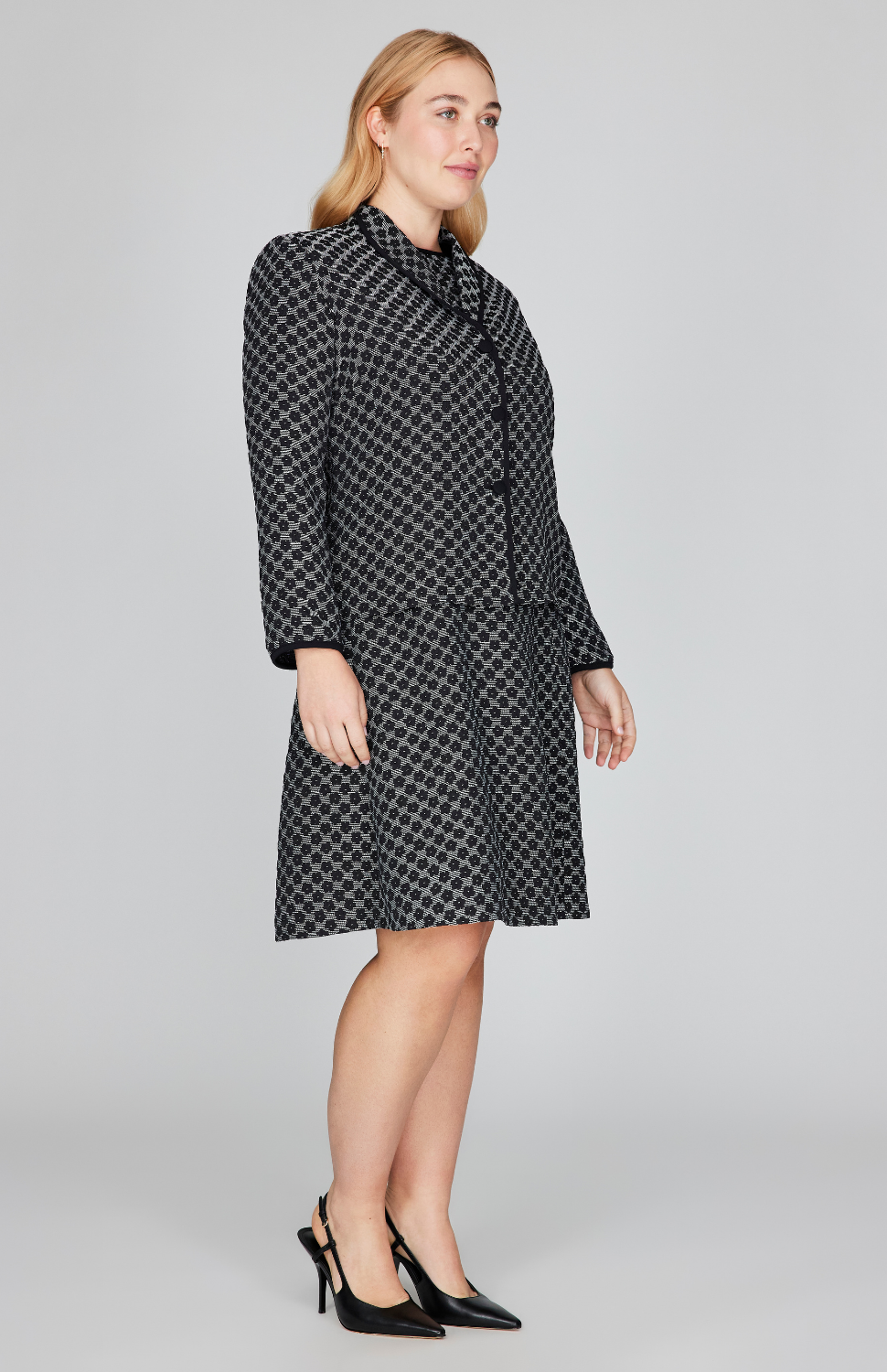 Textured Floral Jacquard Wing Collar Jacket