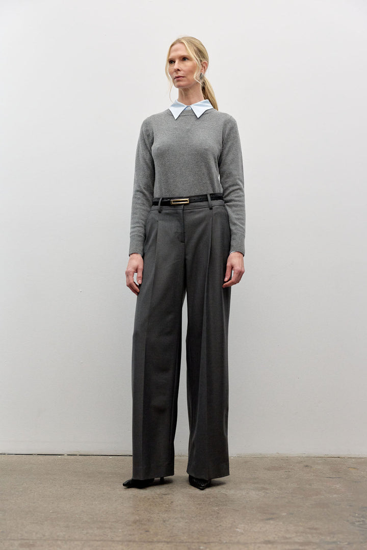 Wide leg pleated pant