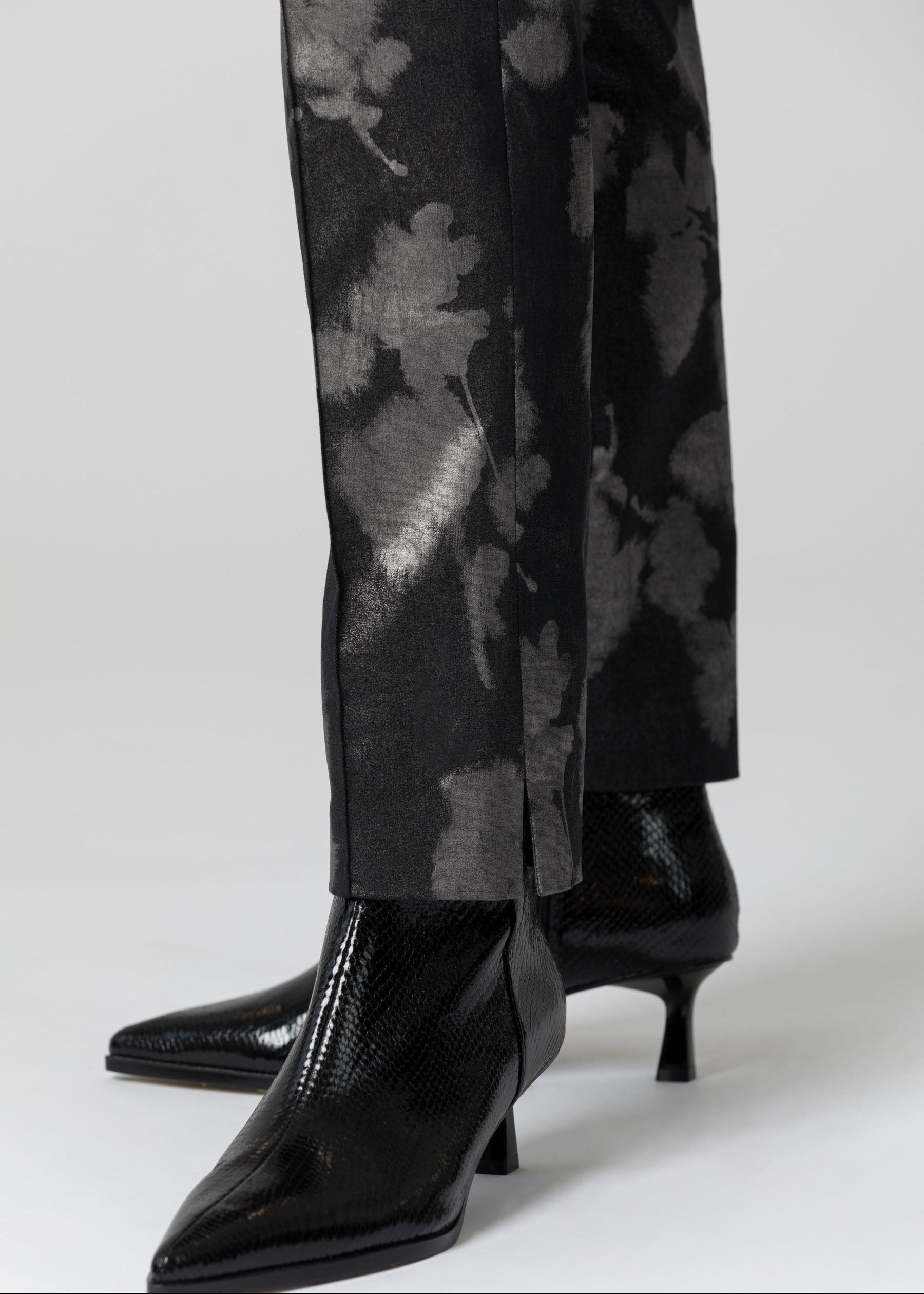 Fall Foiled Sateen Pant - SHIPS 9.15