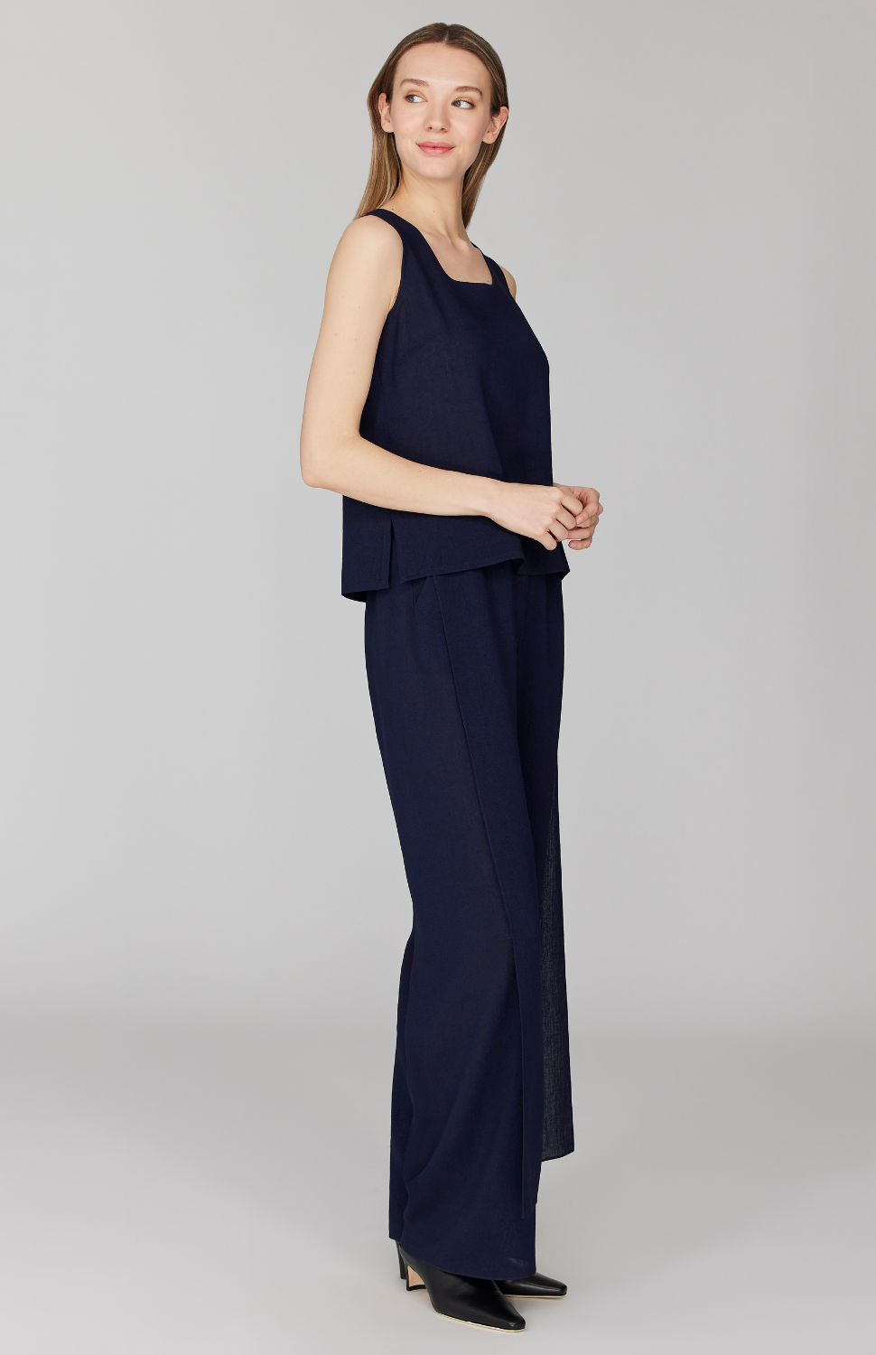 Microlinen Essential Scoop Neck Tank