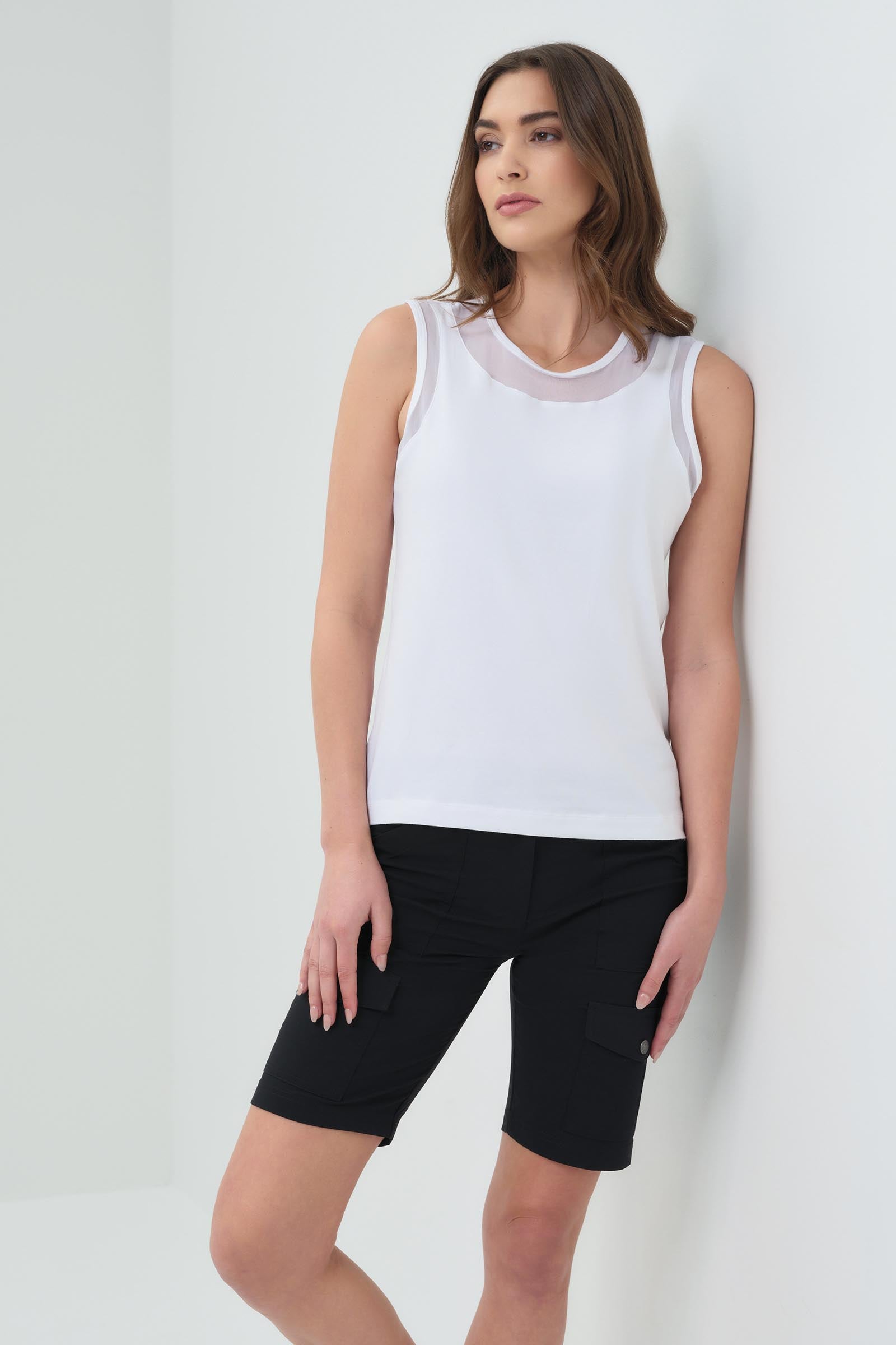 White ||