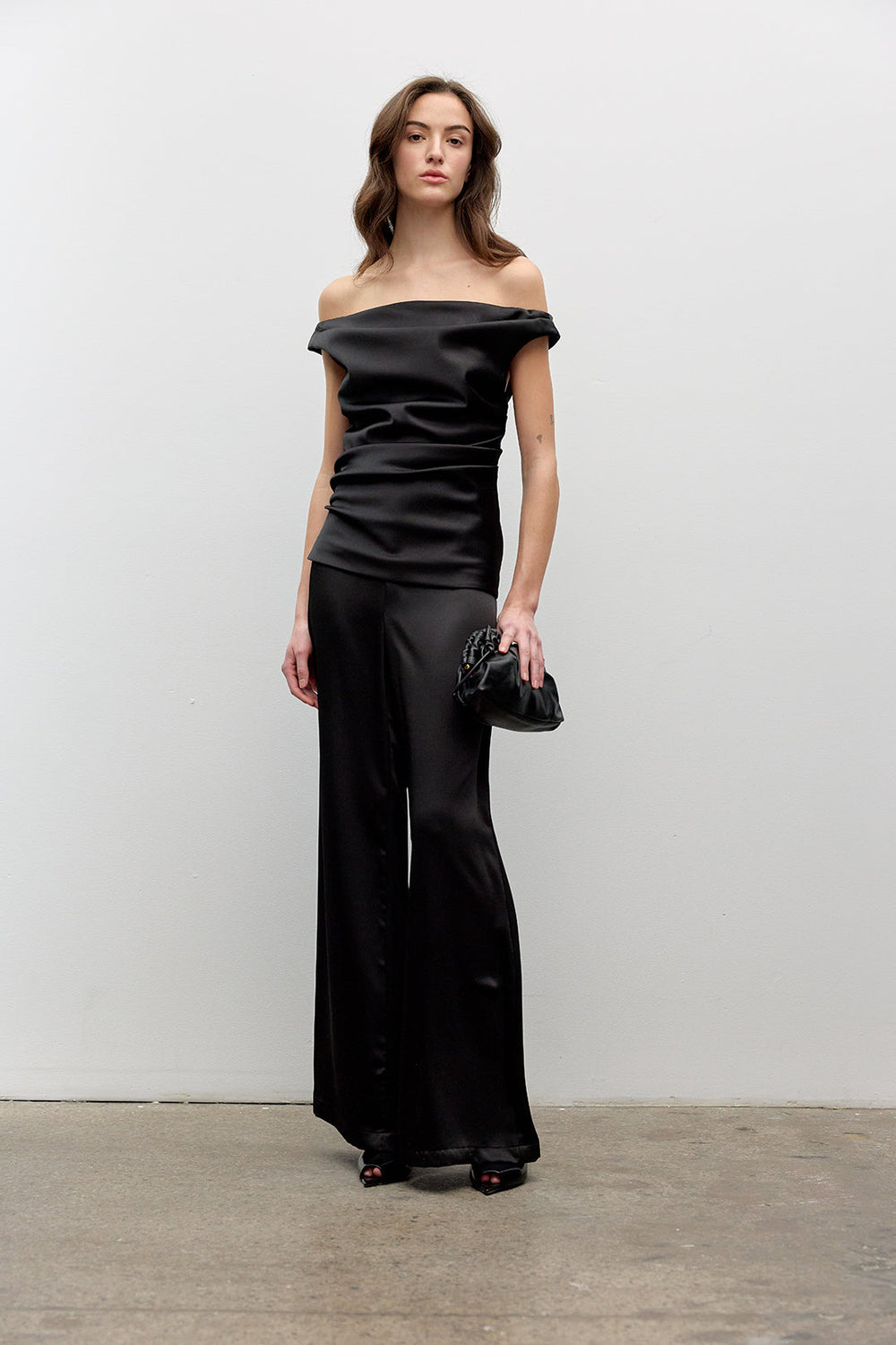 Wide leg satin pant
