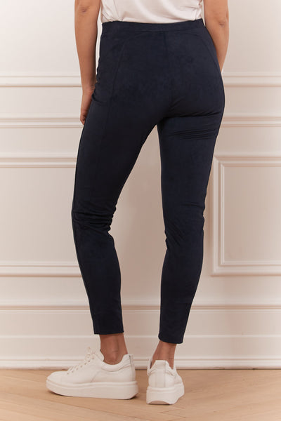 Pull-on legging