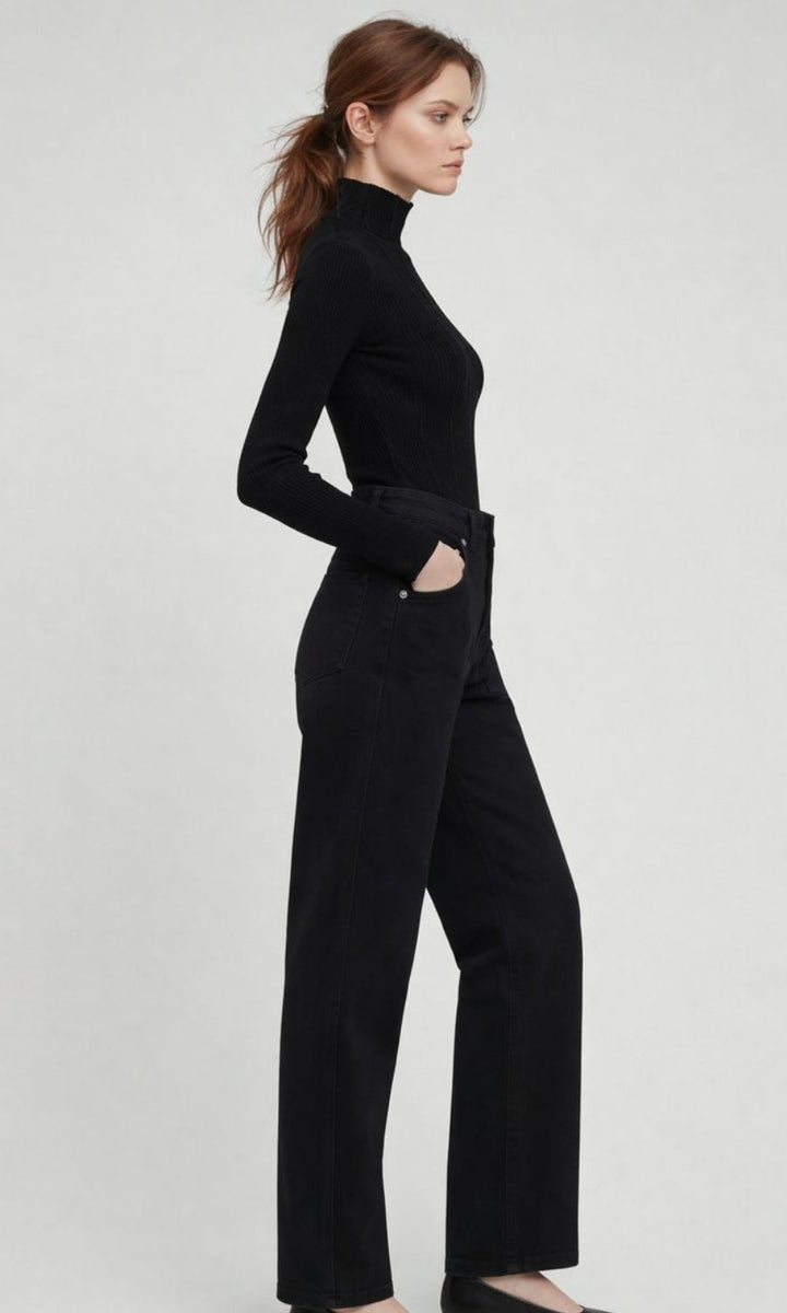Liv Relaxed Light Barrel Pant in Black