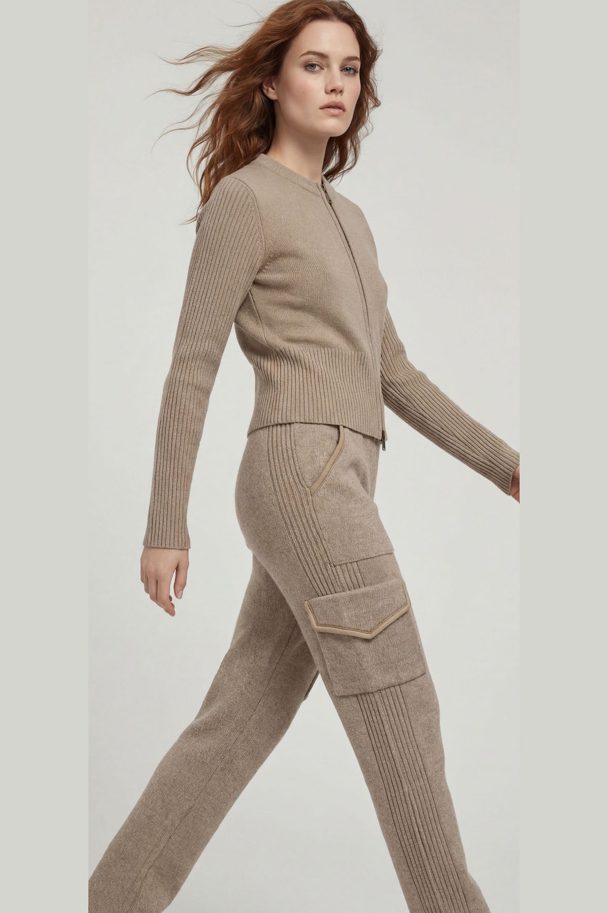 Sweater Kate in Champagne