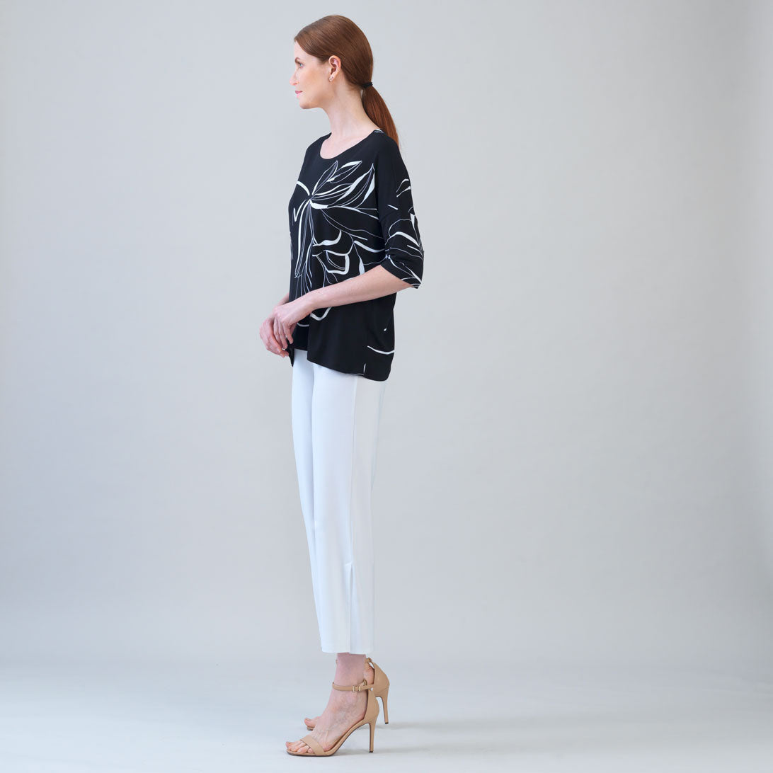Loose Cut Half Sleeve Top - Floral Outline - Clara Sunwoo
