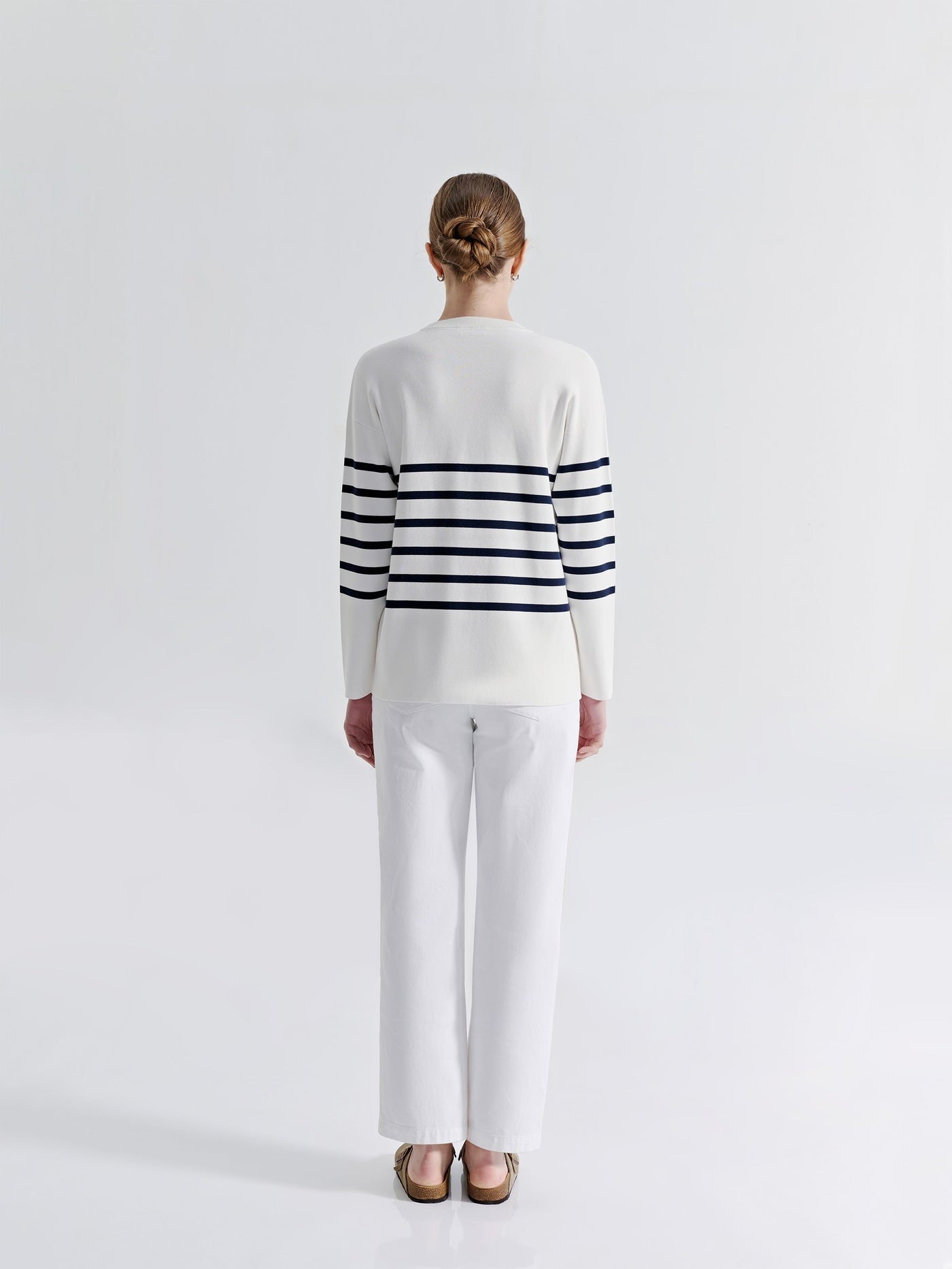 AMARA OVERSIZED CREW NECK STRIPED SWEATER