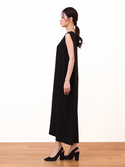 SLEEVELESS CREW NECK DRESS WITH BACK PANEL DETAIL