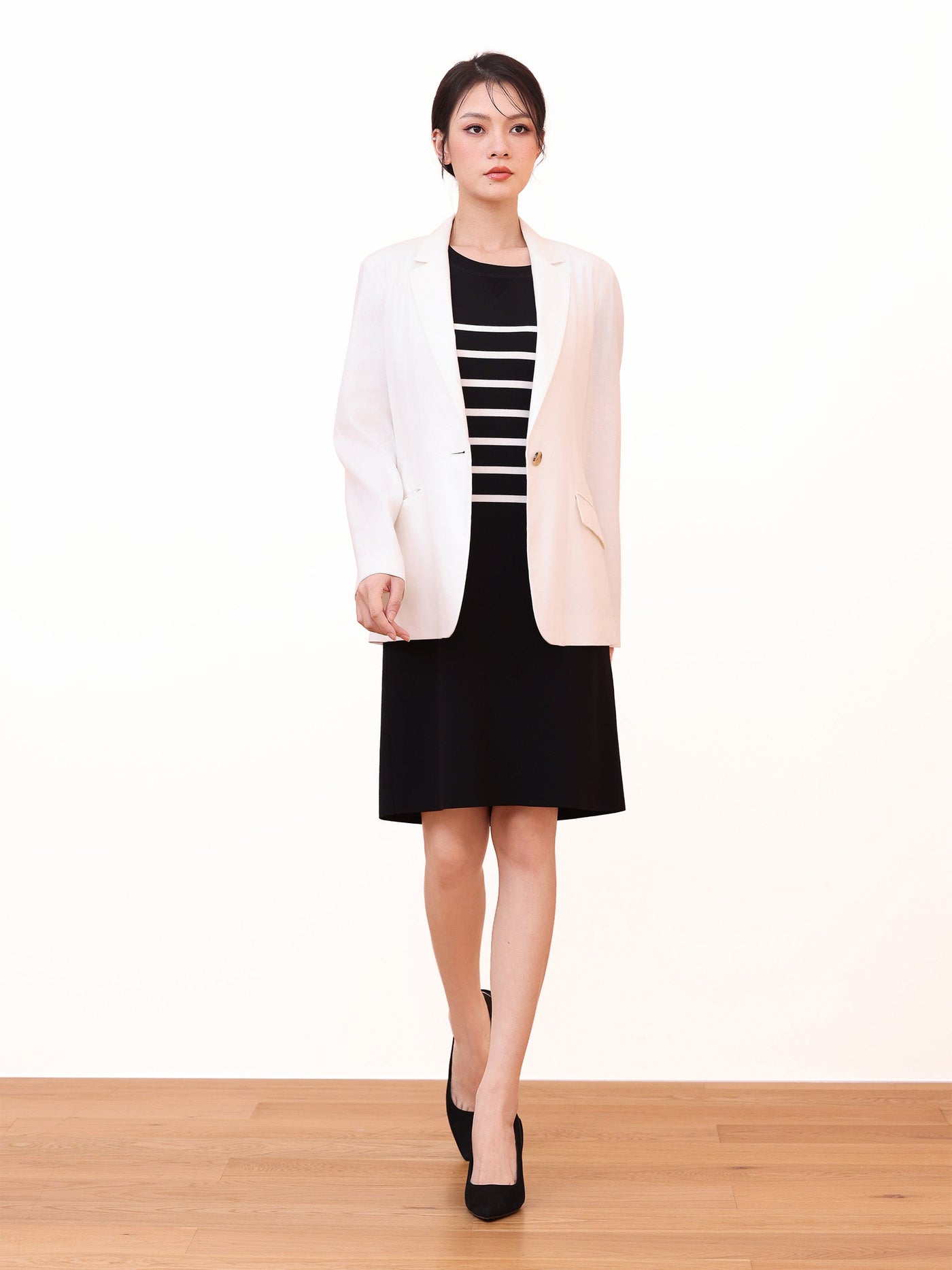 CREW NECK STRIPED KNIT DRESS